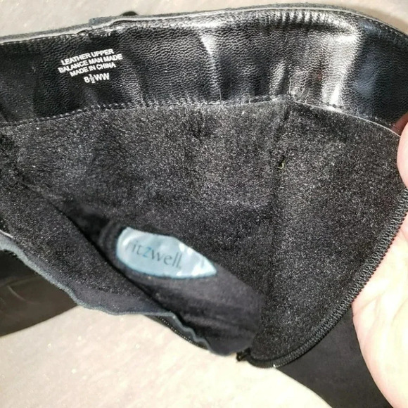 Fitzwell 8.5WW black suede stiletto ankle boots - Picture 5 of 7